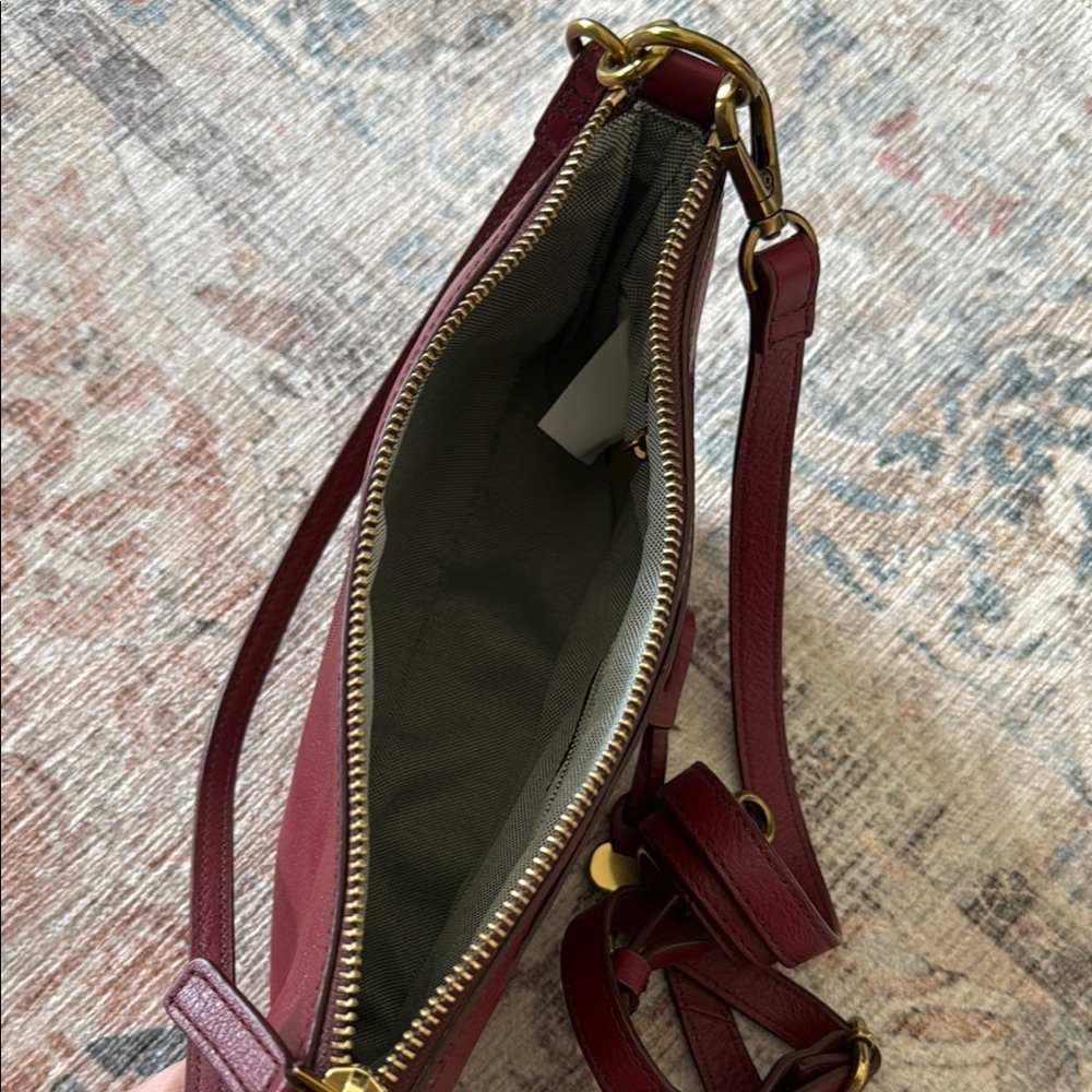 Fossil Red Leather Small Crossbody Bag with Gold Hardware - Picture 6 of 12